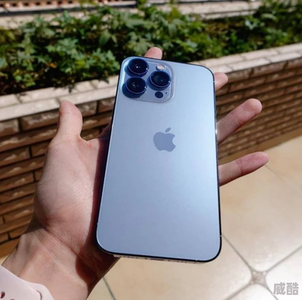 俄罗斯iphone14pro免费发布，用户参加活动可获得多种优惠和赠品，了解详情请阅读相关文章